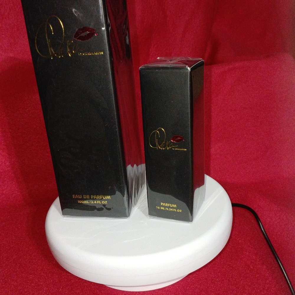 Chaka Kahn Eau de Parfum Set - Picture 6 of 8